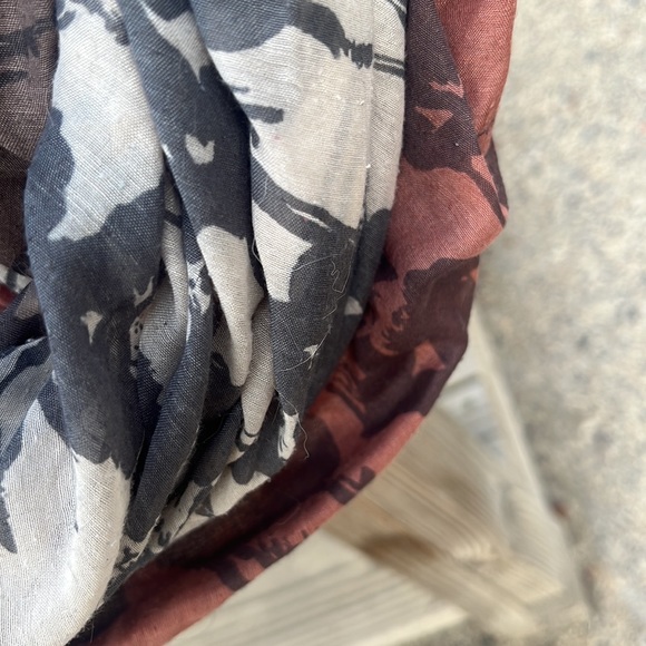 Infinity scarf - Picture 2 of 3